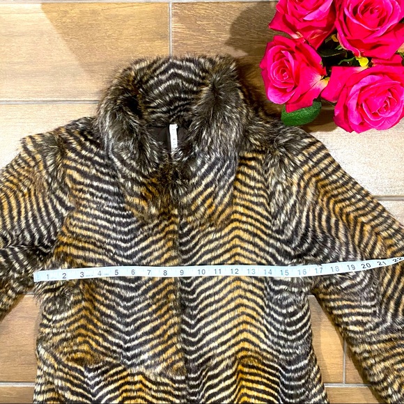 Willow & Clay Lux Faux Long Coat (Size S)🌹 - Picture 12 of 16